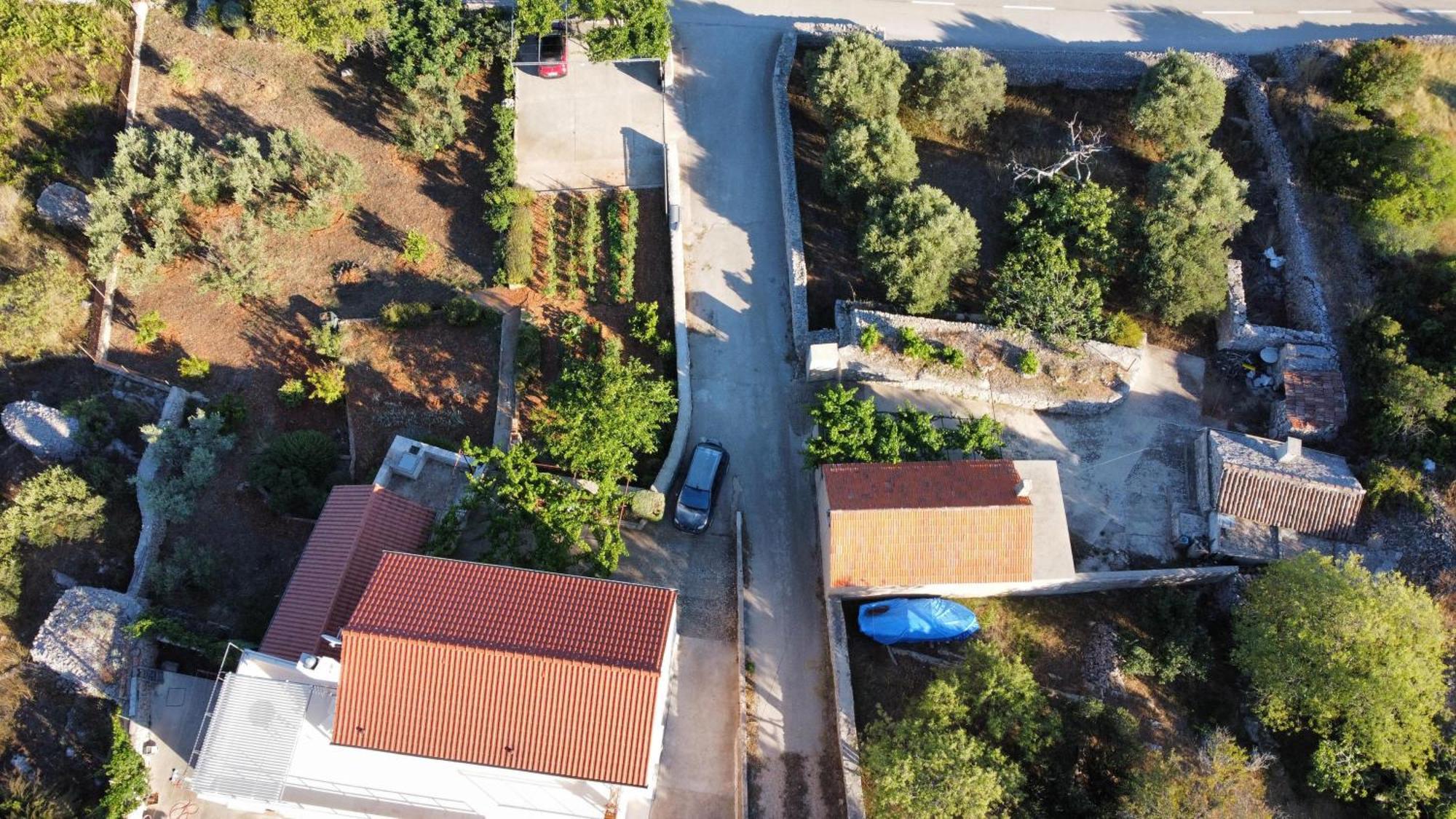 Betini Apartments - Authentic Island Escape Komiža Kültér fotó