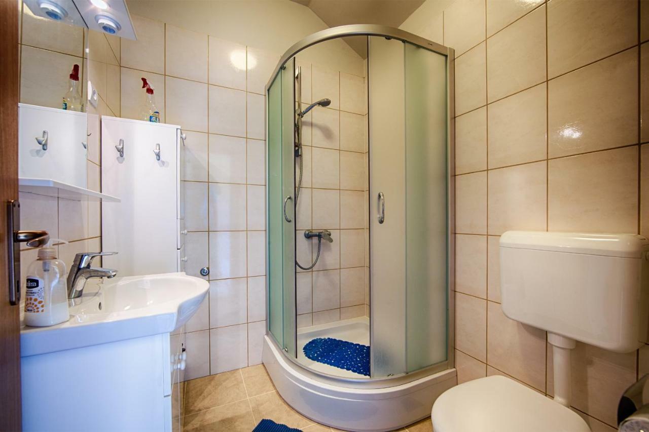 Betini Apartments - Authentic Island Escape Komiža Kültér fotó